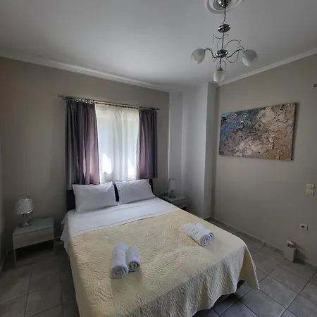 Dimitra Lägenhetshotell 3*