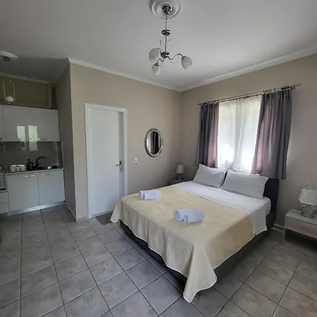 Lägenhetshotell Dimitra 3*