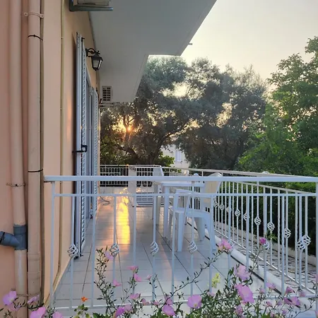 Dimitra Aparthotel Lefkada City